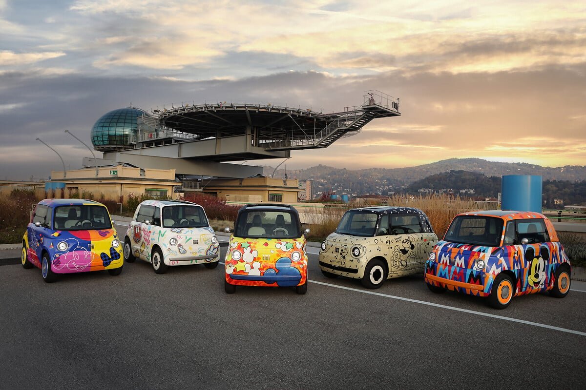 Fiat Topolino, un quintette coloré, pour les 100 ans de Disney