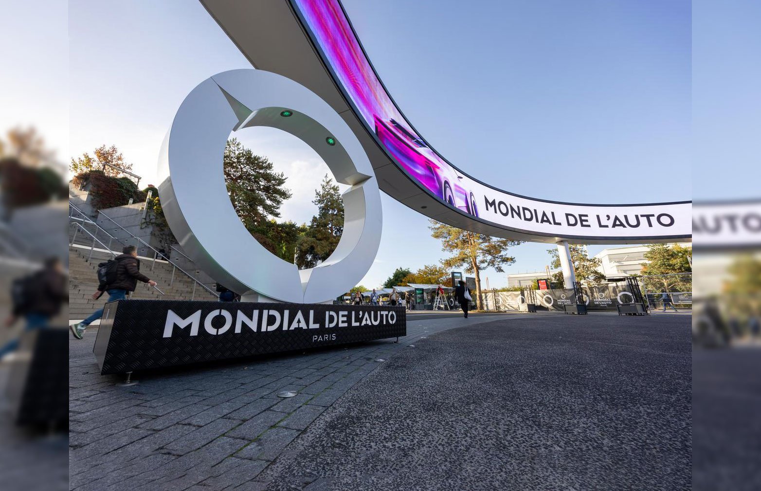 Mondial de l’Auto 2024 : Renault Group rafle la vedette